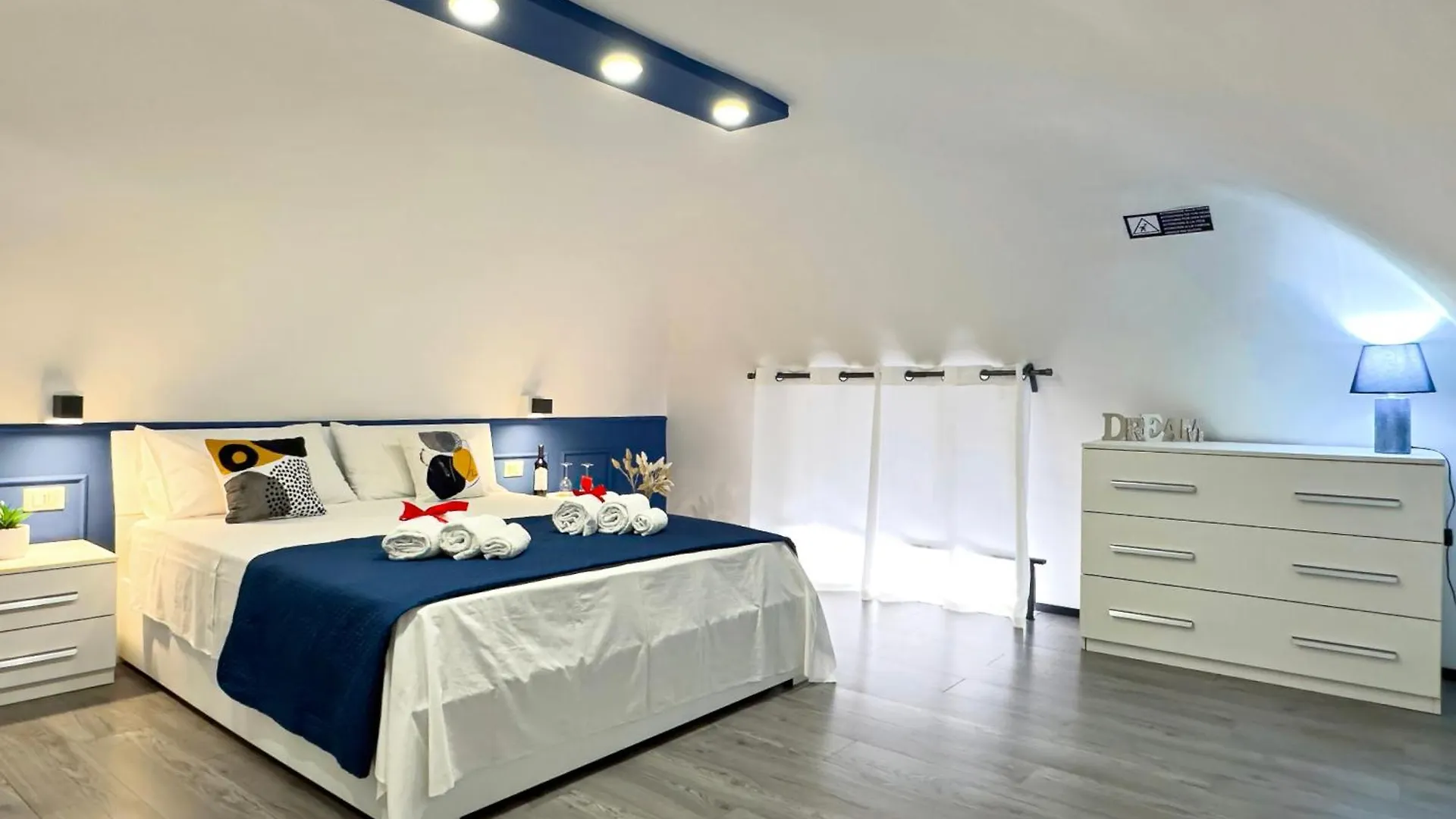 Appartement Katasoul Urban Vibes - Centro Storico - Estate 2025 à Catane 0*,  Italie